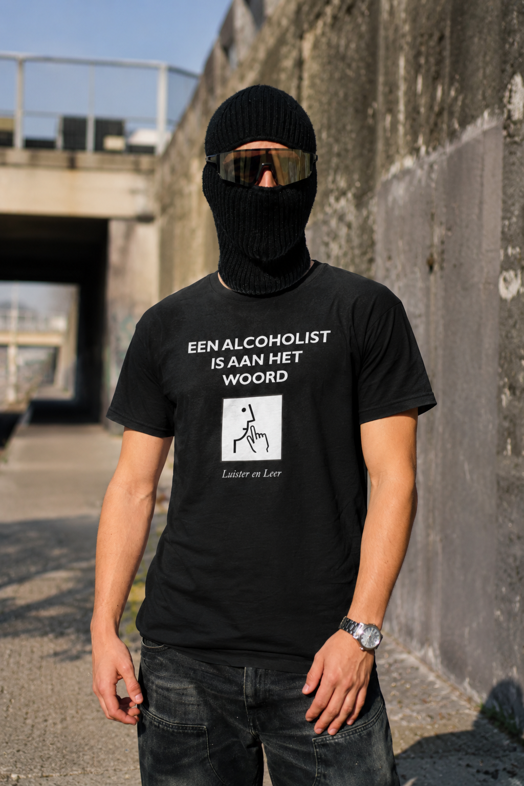 Een Alcoholist Is Aan Het Woord T-Shirt